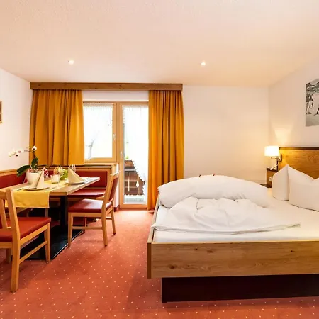 Garni Tyola Apartment Ischgl